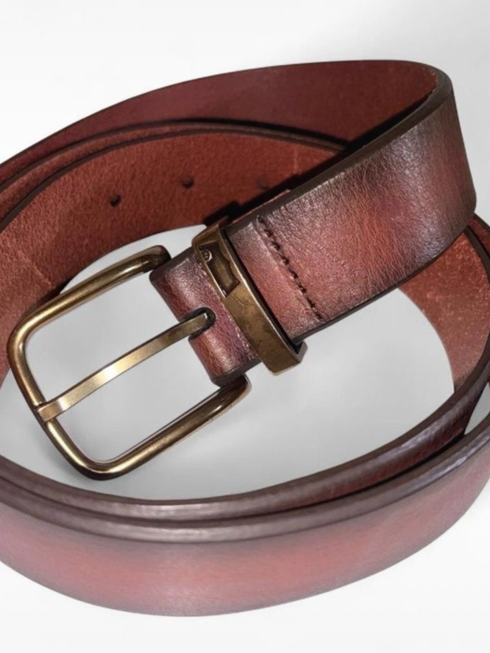 Levi’s Men’s Genuine Leather Belt Brown Size 42 / 105 Brass Buckle